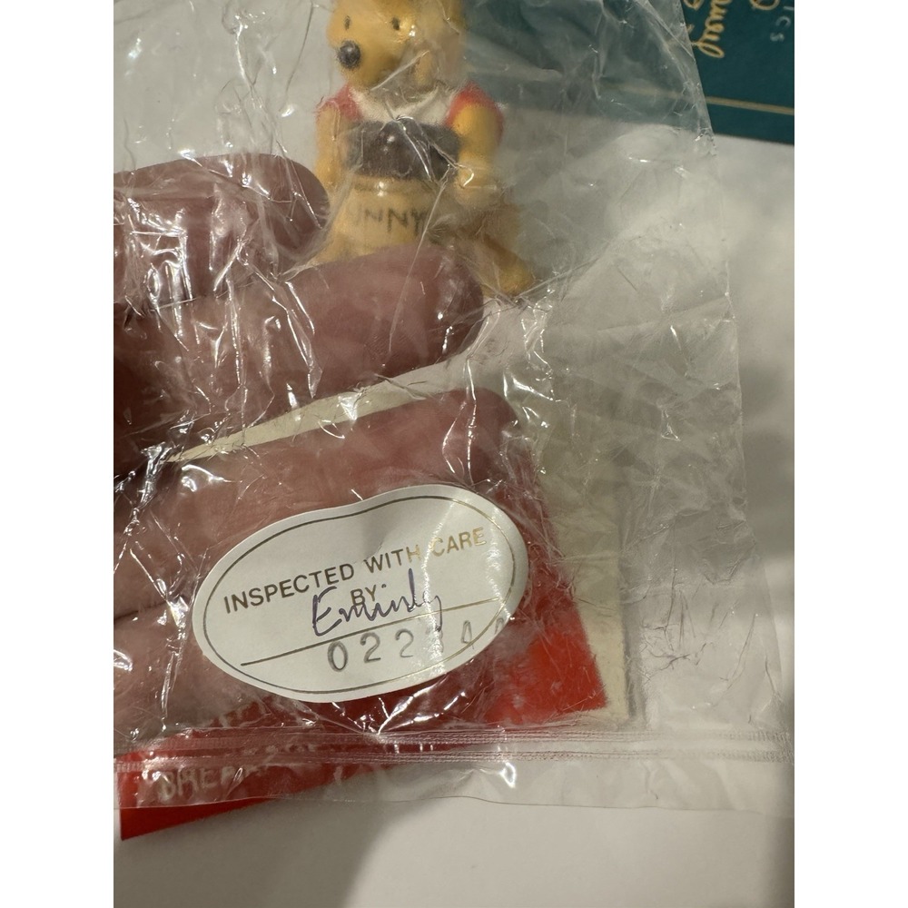WDCC Disney Statue Winnie the Pooh Time for Something Sweet New RARE M - Picture 4 of 10